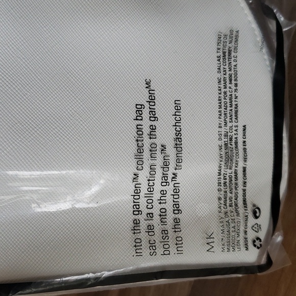 Mary Kay Patricia Bonaldi NWT Clutch Make Up Bag - Picture 4 of 7